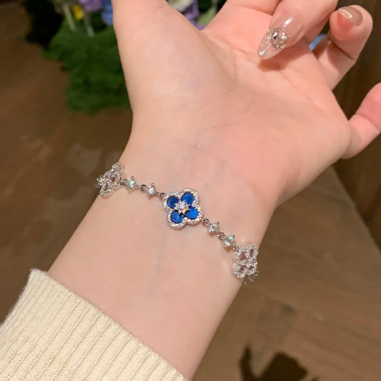 [Rosla]CLOVER 5 MOTIF PINK BLUE RED WHITE BRACELET