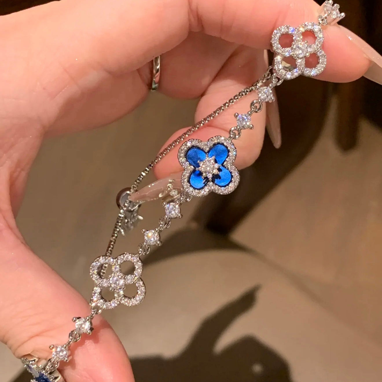 [Rosla]CLOVER 5 MOTIF PINK BLUE RED WHITE BRACELET