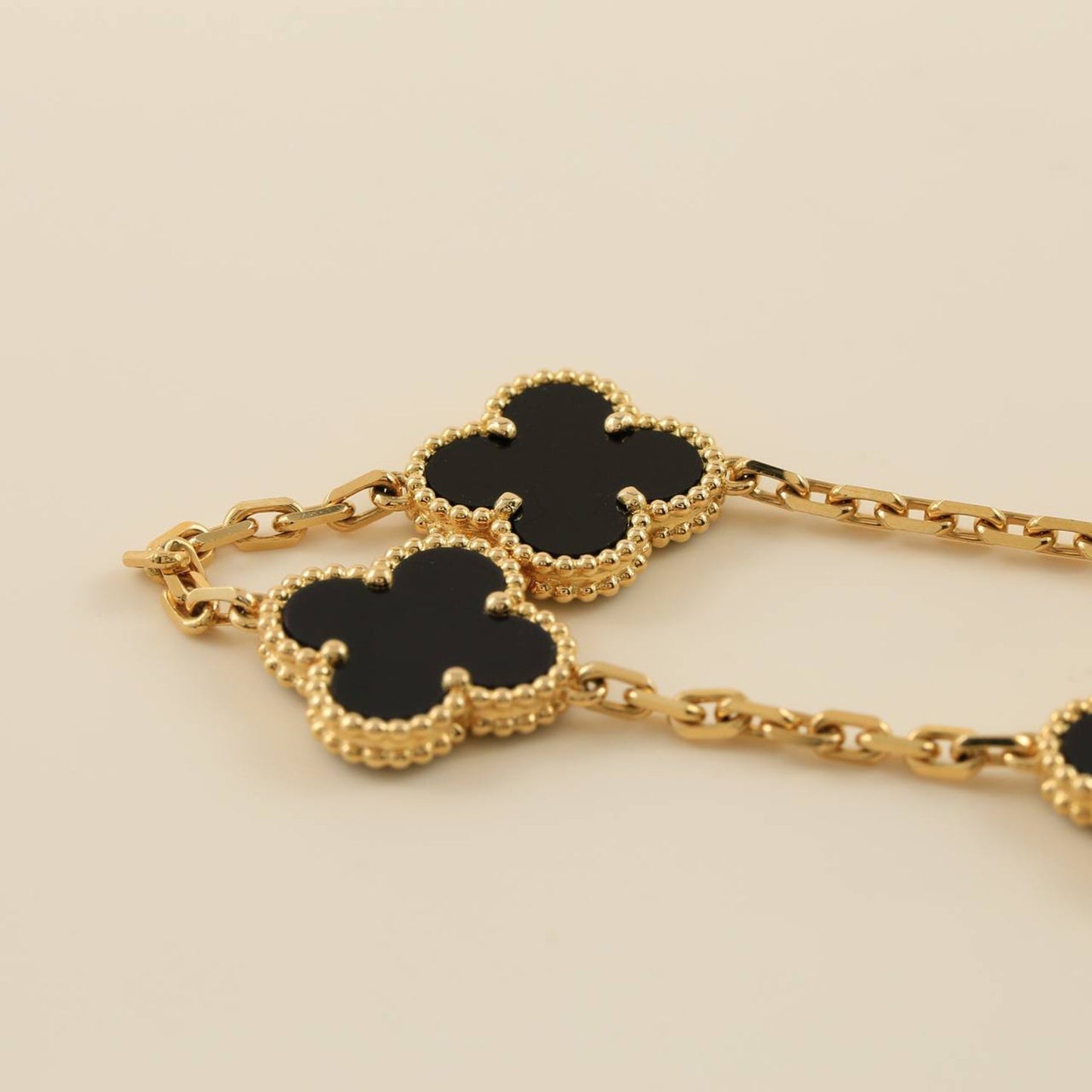[Rosla] CLOVER 5 MOTIF ONYXS BRACELET COLLECTION