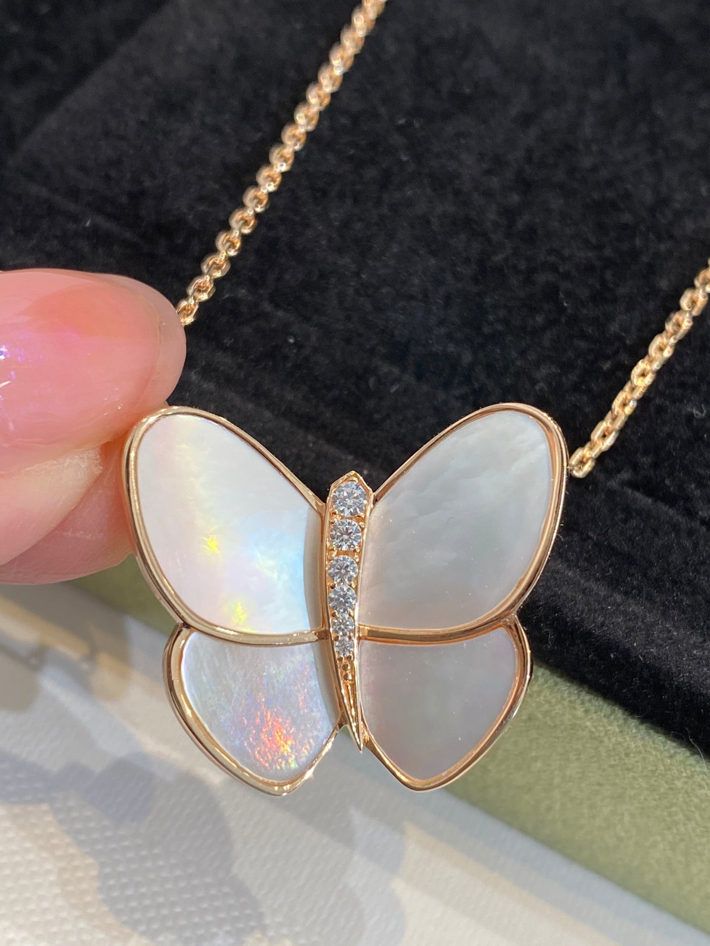 [Rosla]BUTTERFLY GOLD MOP DIAMOND NECKLACE