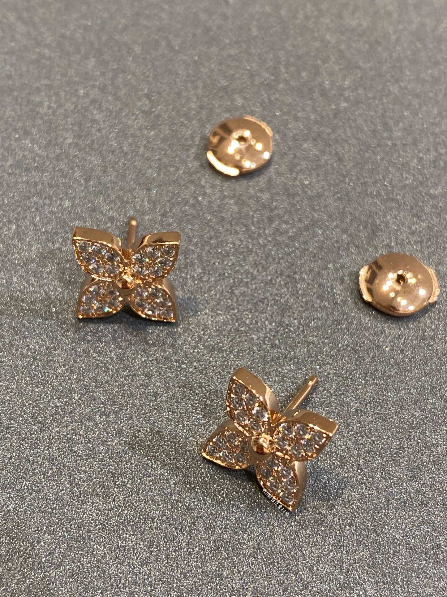 [Rosla]STAR DIAMOND EARRINGS