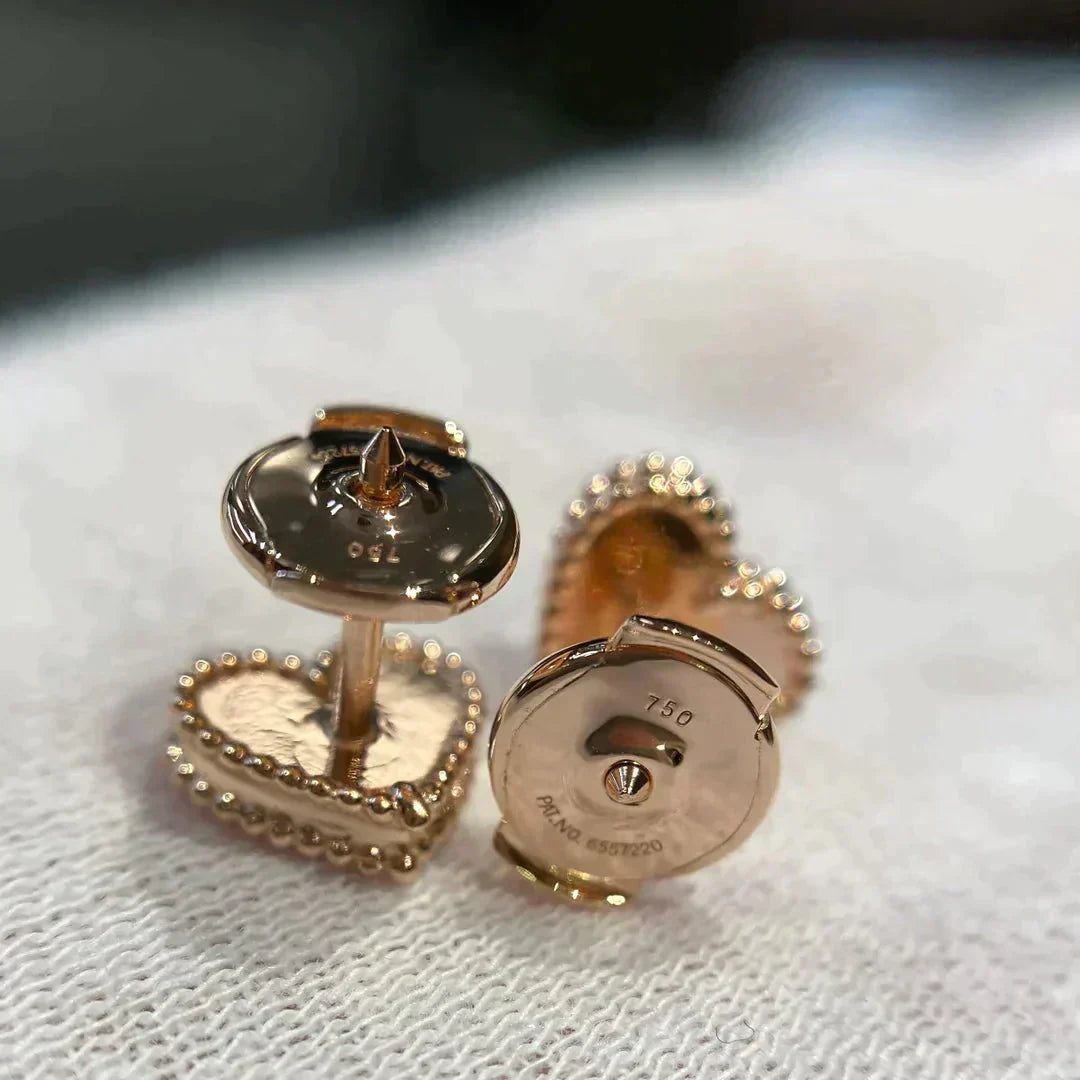 [Rosla]HEART CARNELIAN STUD EARRINGS