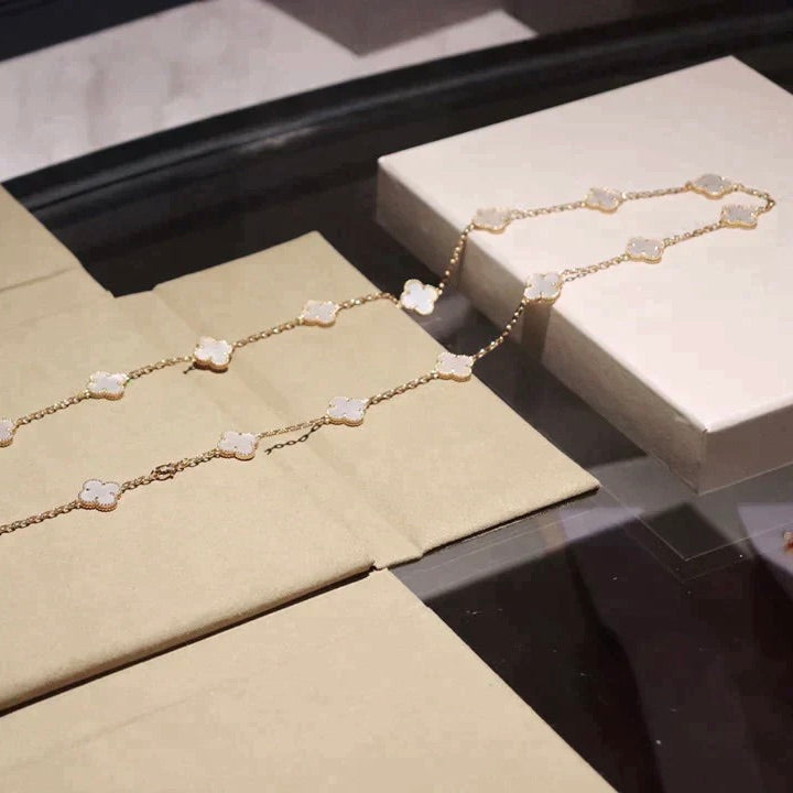 [Rosla]CLOVER 20 MOTIFS WHITE MOP NECKLACE