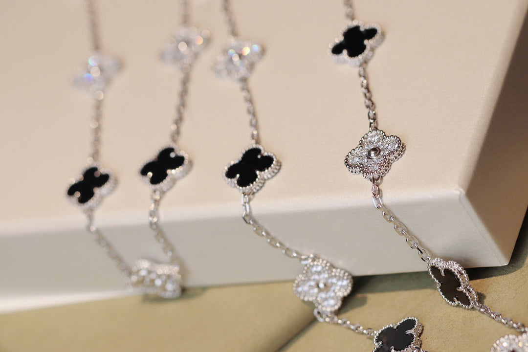 [Rosla]CLOVER 20 MOTIFS ONYX DIAMOND SILVER