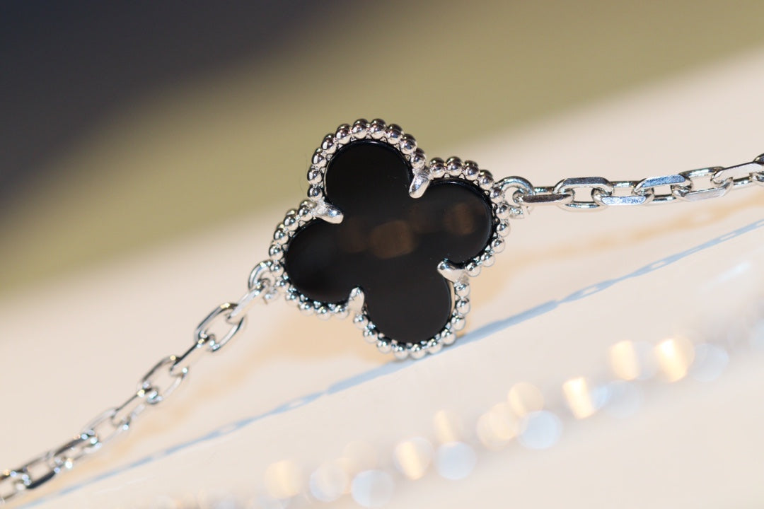 [Rosla]CLOVER 20 MOTIFS ONYX DIAMOND SILVER