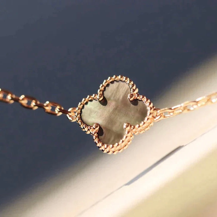 [Rosla]CLOVER 20 MOTIFS LASER DIAMOND NECKLACE