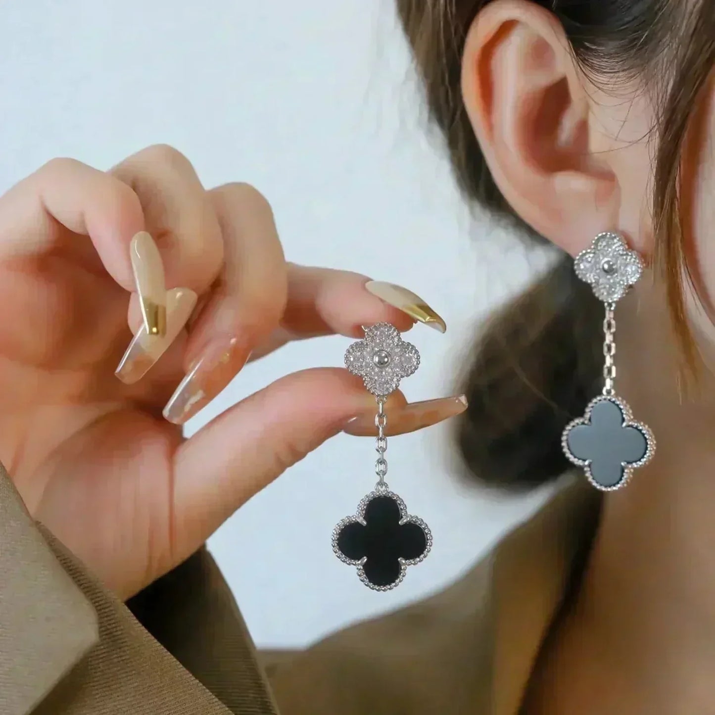 [Rosla]CLOVER 2 MOTIFS  DIAMOND ONYX EARRINGS SILVER