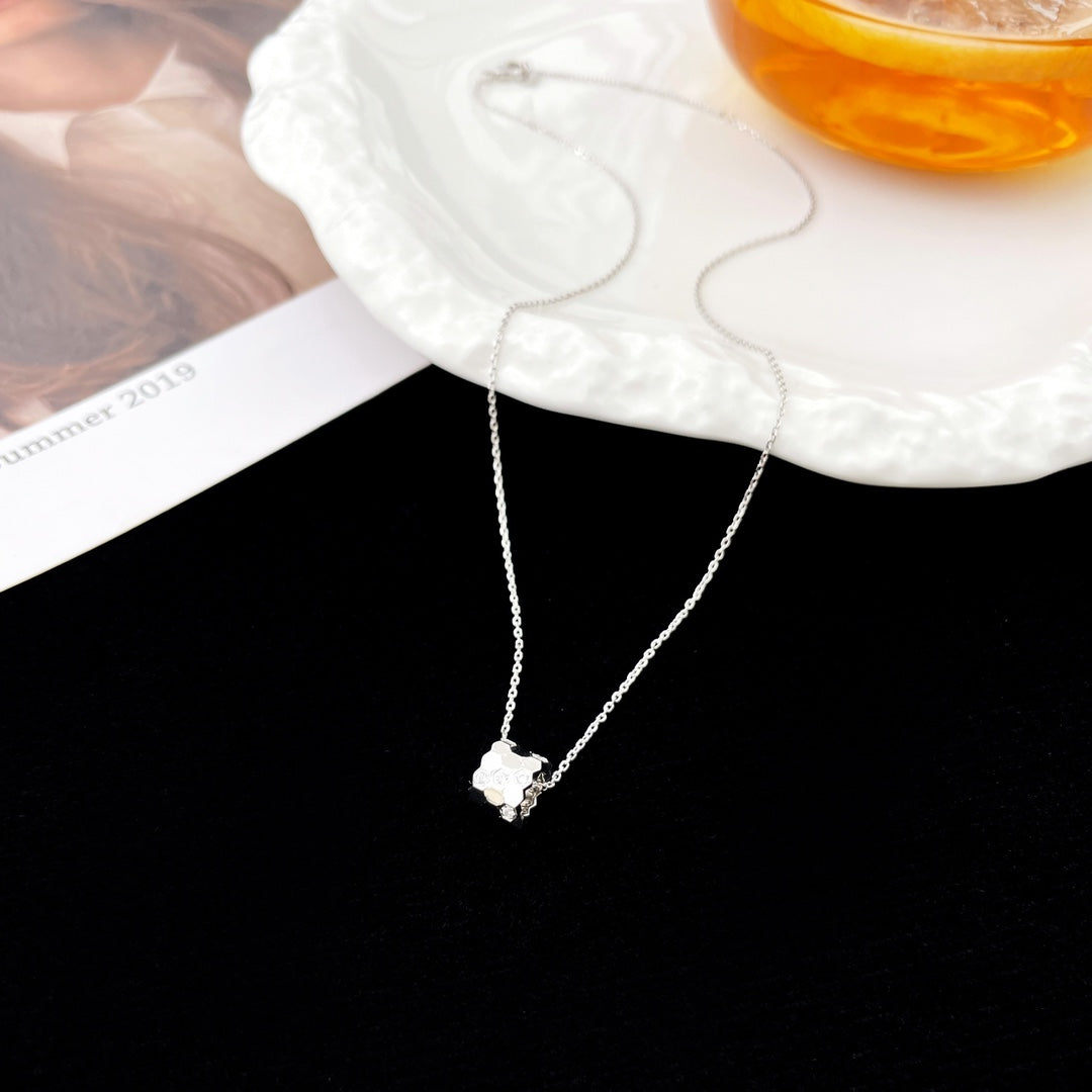 [Rosla]BEE MINI PEDANT DIAMOND NECKLACE