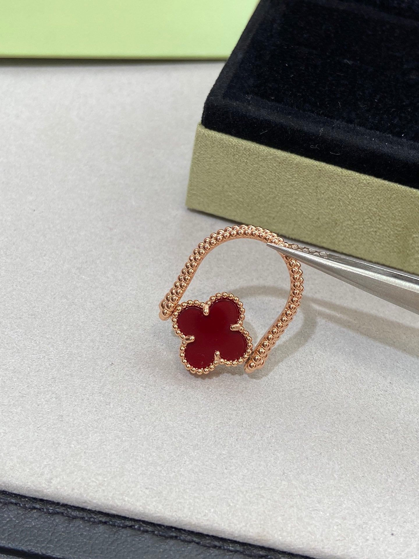 [Rosla]CLOVER RIVERSIBLE RING GOLD COLLECTION