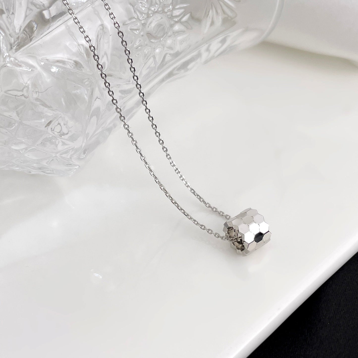 [Rosla]BEE MINI NECKLACE