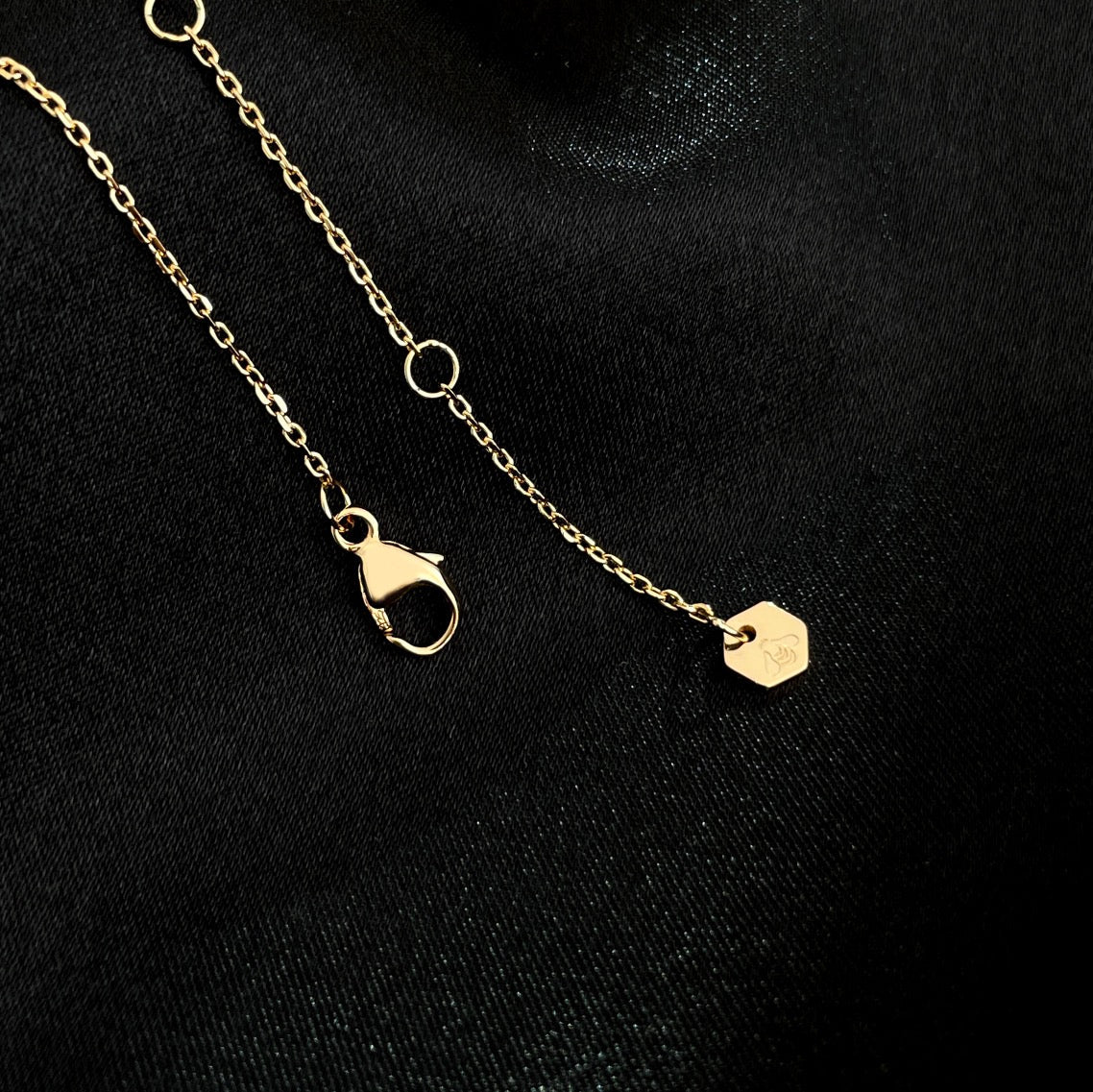 [Rosla]BEE MINI NECKLACE