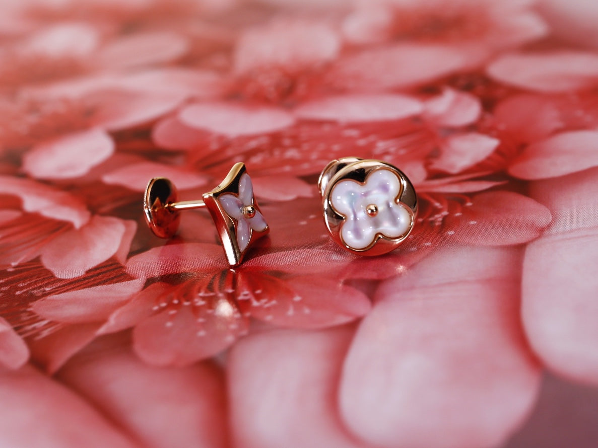 [Rosla]STAR AND SUN PINK GOLD MOP STUD EARRINGS
