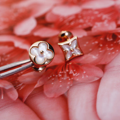 [Rosla]STAR AND SUN PINK GOLD MOP STUD EARRINGS