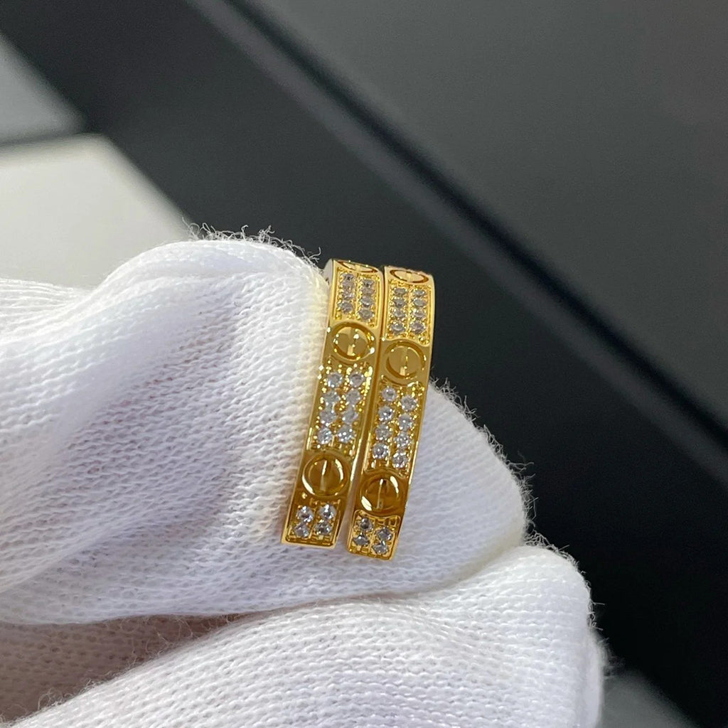 [Rosla]LOVE EARRINGS 3.6MM DIAMOND PAVED