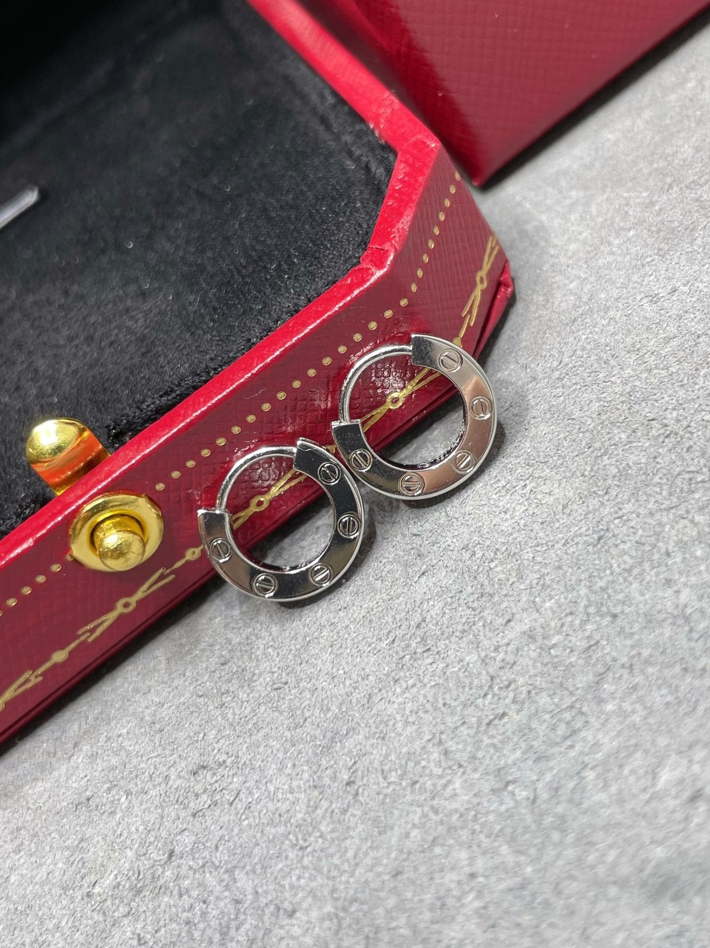 [Rosla]LOVE MINI EARRINGS
