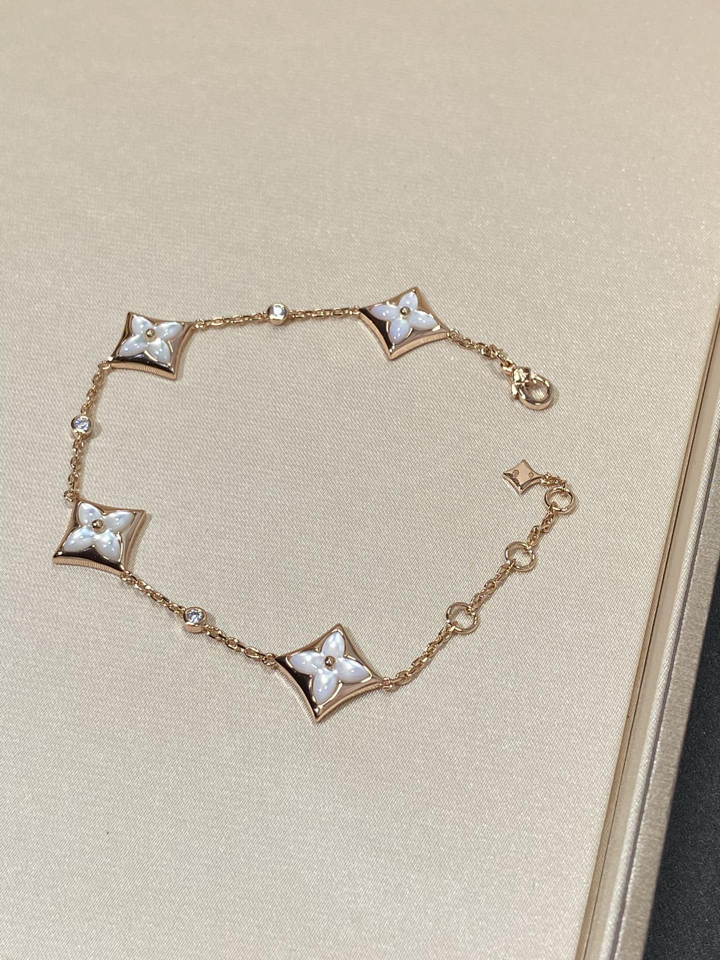 [Rosla]STAR 4 MOTIF MOP DIAMOND PINK GOLD BRACELET