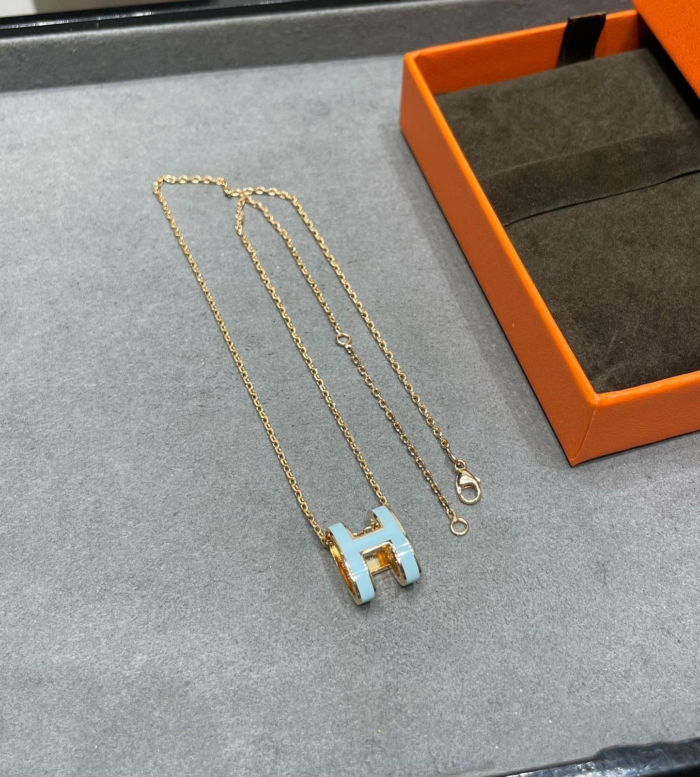 [Rosla]POP H SKY BLUE NECKLACE