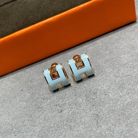 [Rosla]POP H SKY BLUE STUD EARRINGS