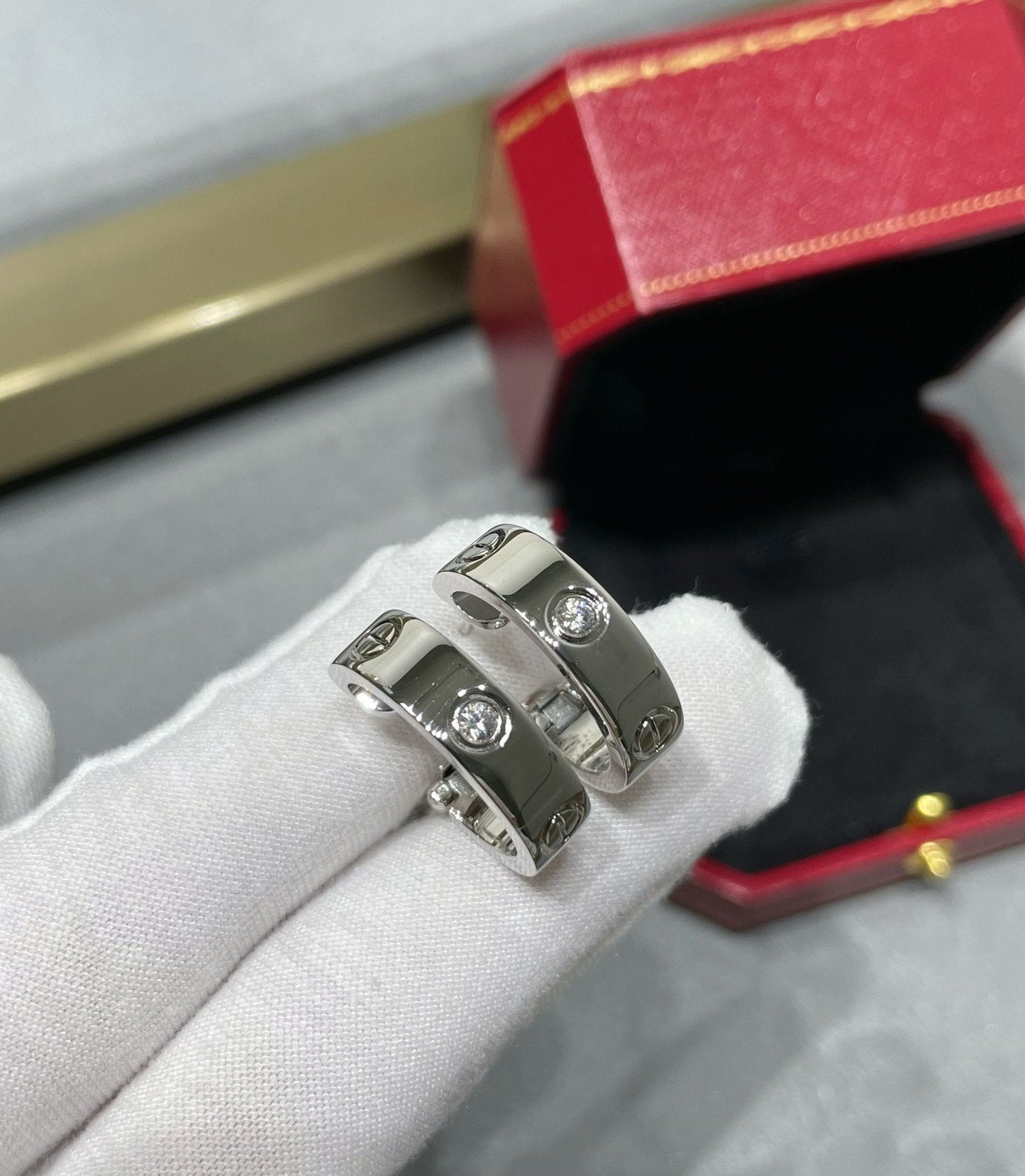 [Rosla]LOVE 5.5MM 1 DIAMOND EARRINGS