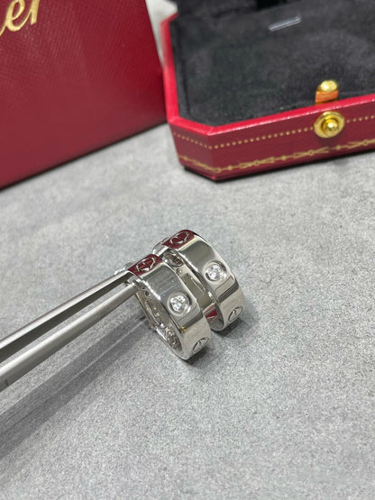 [Rosla]LOVE 5.5MM 1 DIAMOND EARRINGS