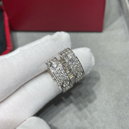 [Rosla]LOVE 5.5MM DIAMOND PAVED EARRINGS