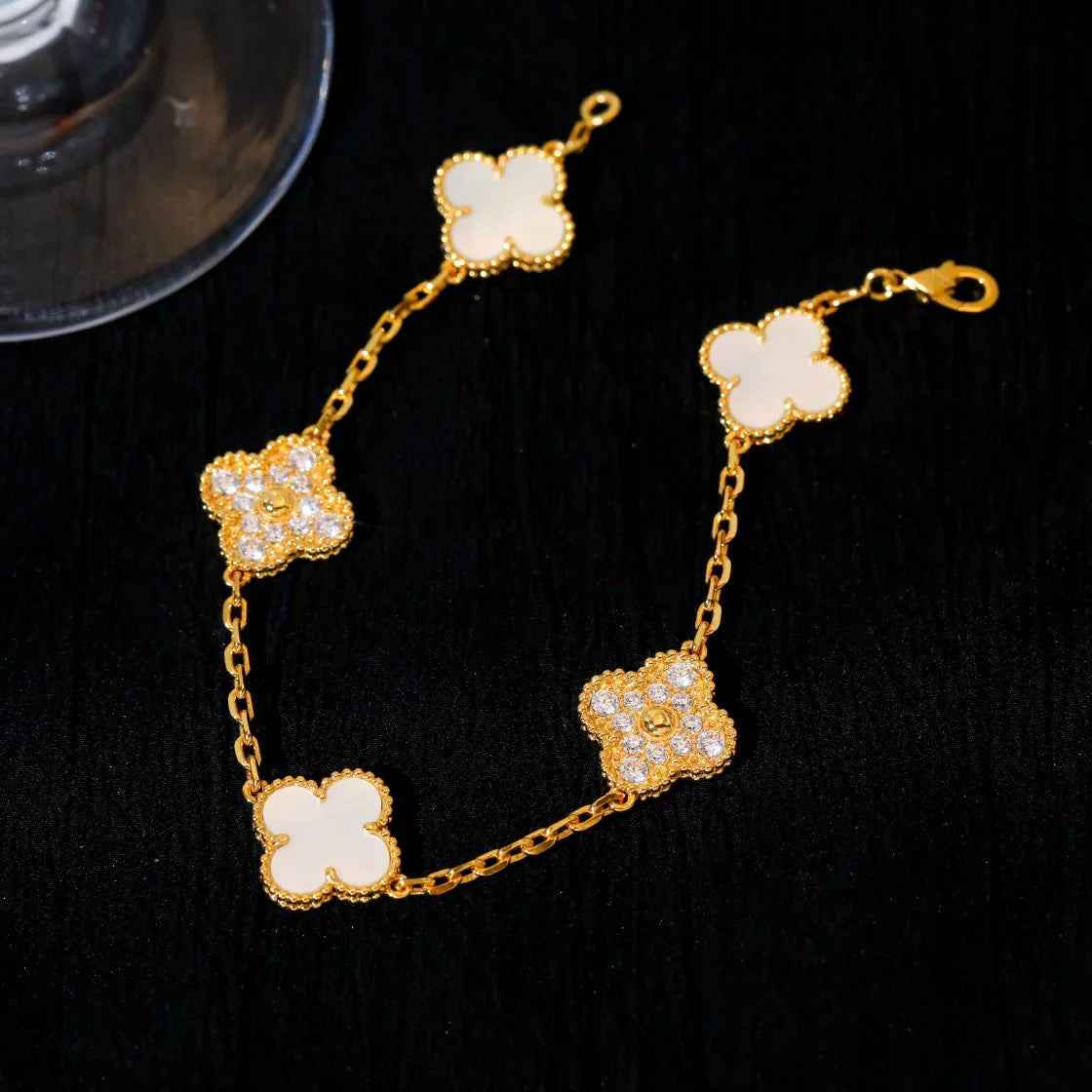 [Rosla]CLOVER WHITE PEARL MOP 5 MOTIF BRACELET COLLECTION