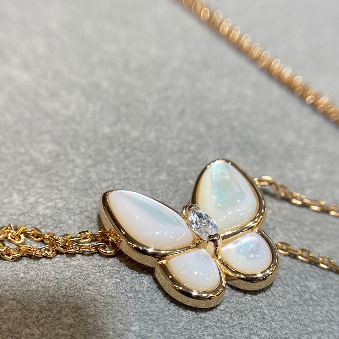 [Rosla]BUTTERFLY MOP DIAMOND NECKLACE