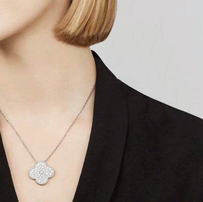 [Rosla]CLOVER 25MM LARGE PENDANT DIAMOND PAVED SILVER NECKLACE
