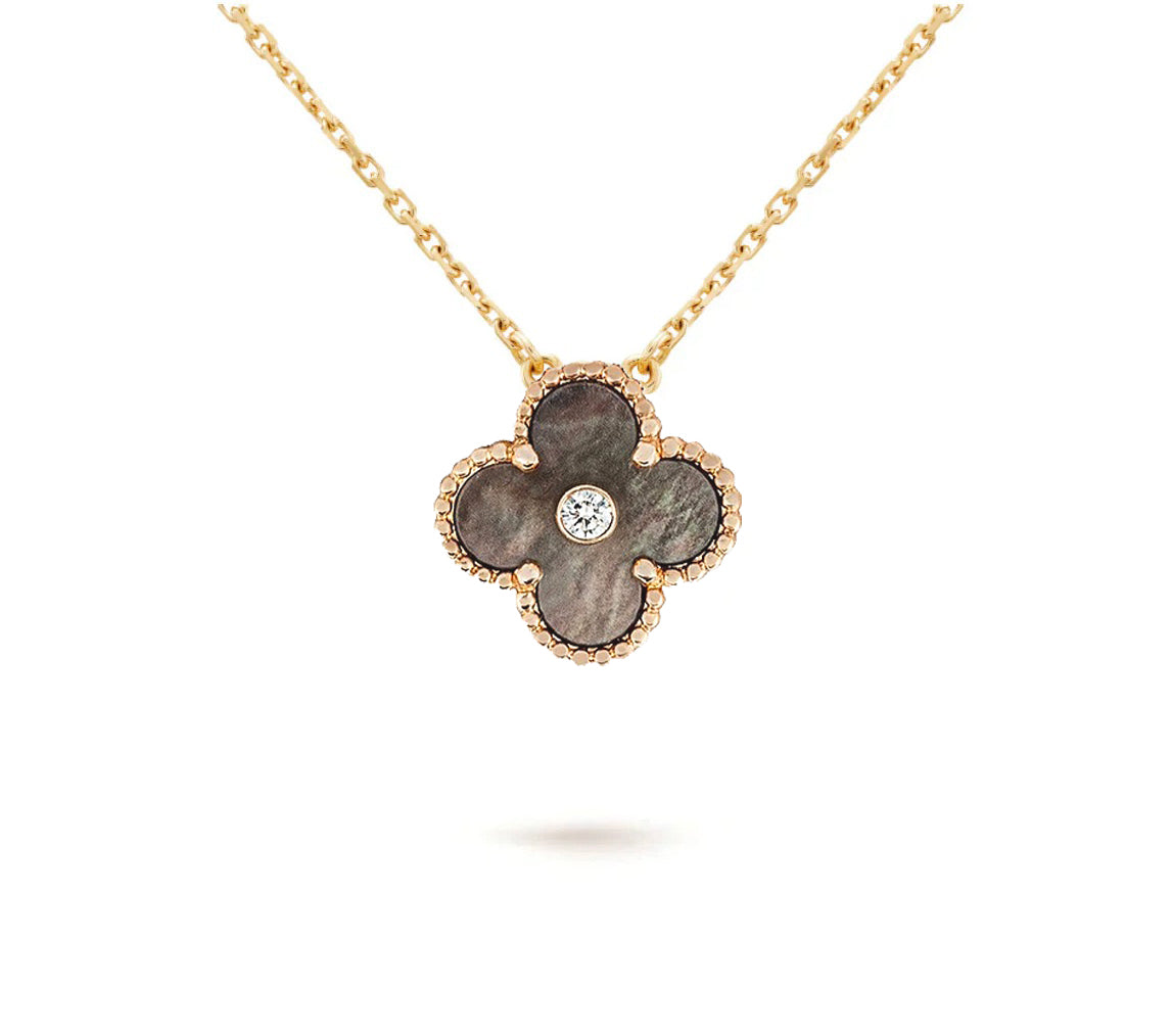 [Rosla]CLOVER 15MM CHRISTMAS LIMITED EDITION SINGLE FLOWER NECKLACE