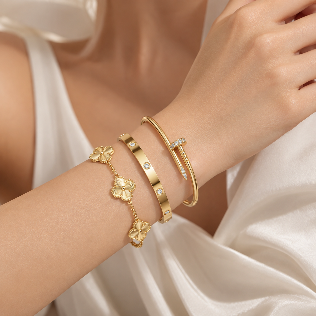 [Rosla] CLASH & Clover Laser 5-Motif & LOVE Brushed Bracelet Stack Set