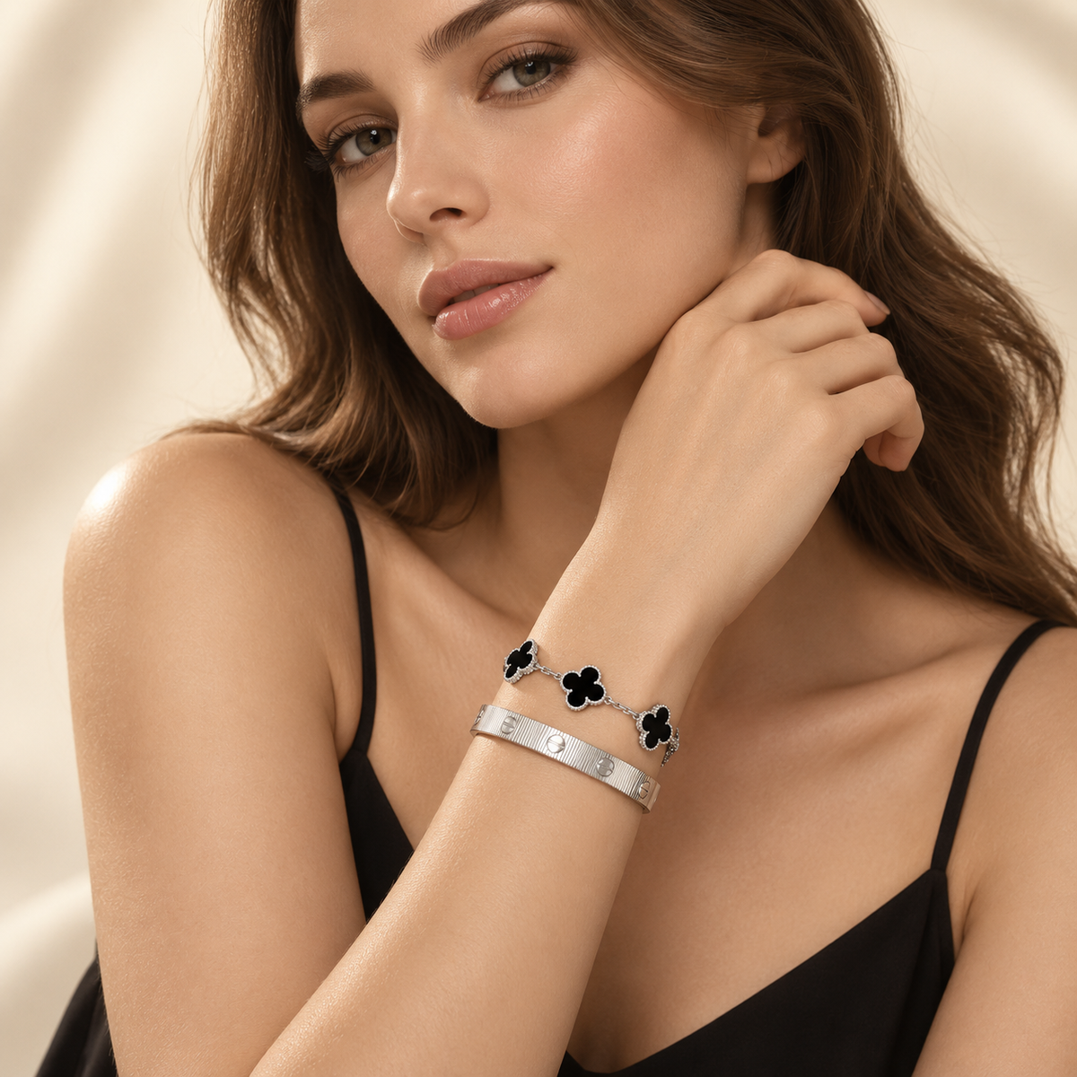 [Rosla]Clover & Love Sliver 2-Piece Bracelet Stack Set