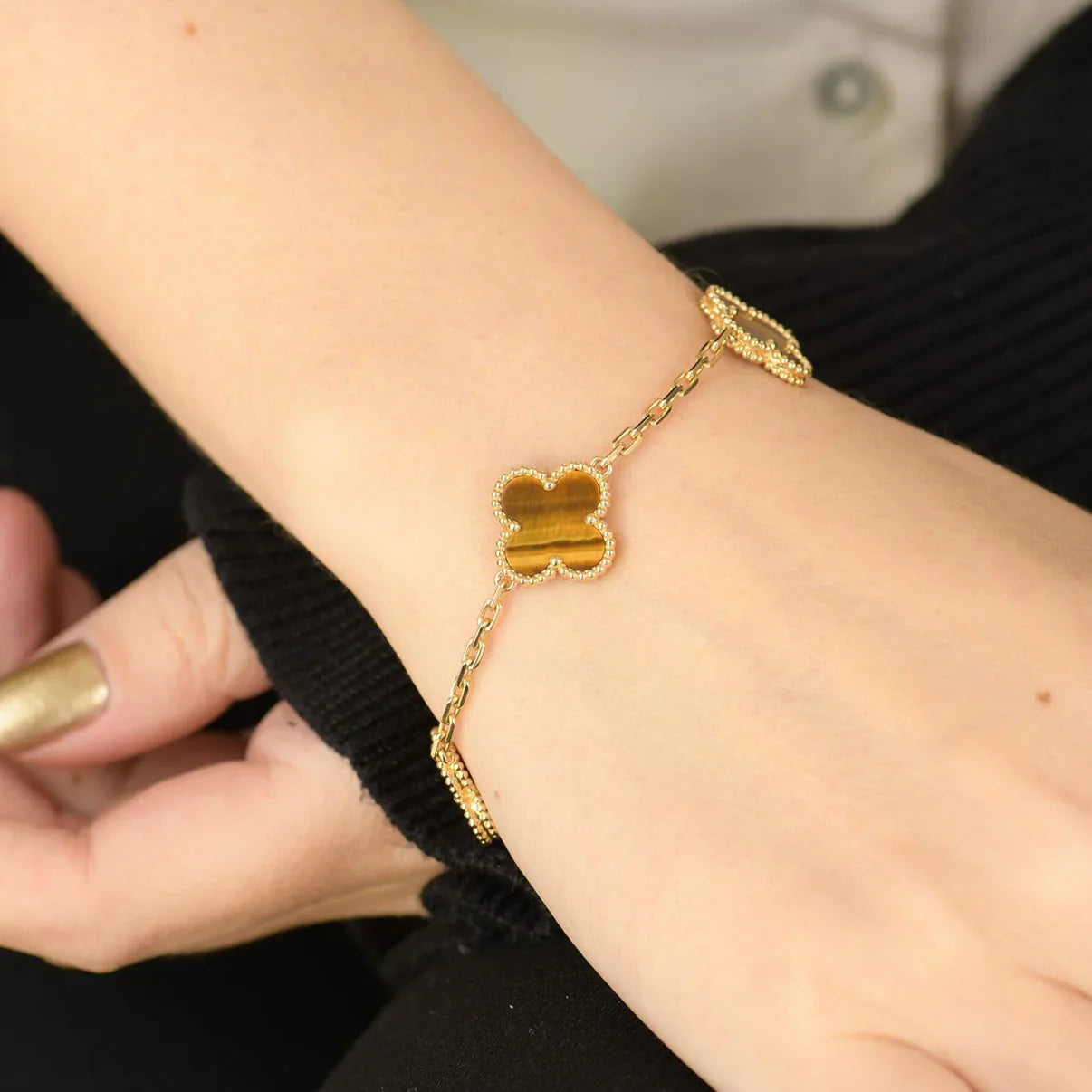 [Rosla] CLOVER 5 MOTIFS TIGER EYE BRACELET COLLECTION
