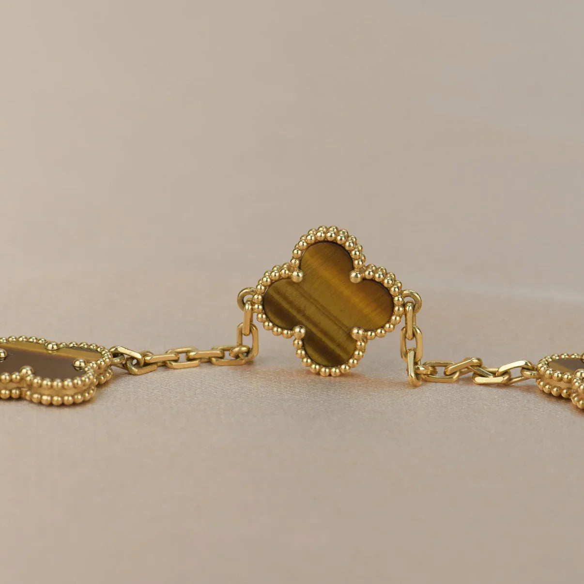 [Rosla] CLOVER 5 MOTIFS TIGER EYE BRACELET COLLECTION