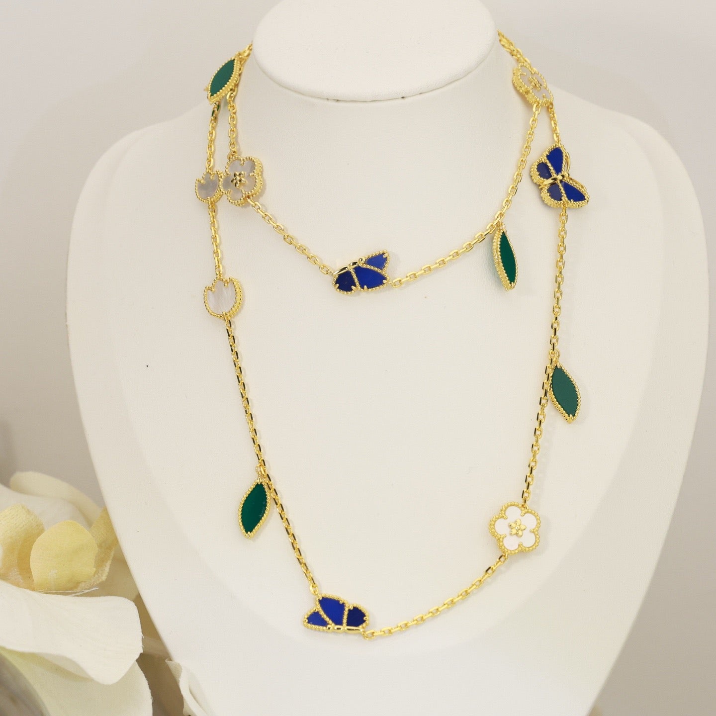 [Rosla]LUCKY SPRING BUTTERFLY 15 FLOWER NECKLACE