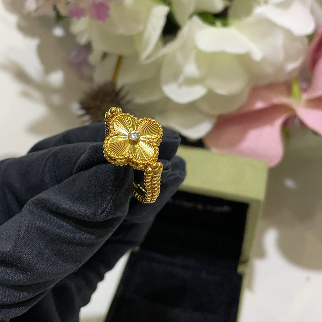 [Rosla]CLOVER RIVERSIBLE RING GOLD COLLECTION