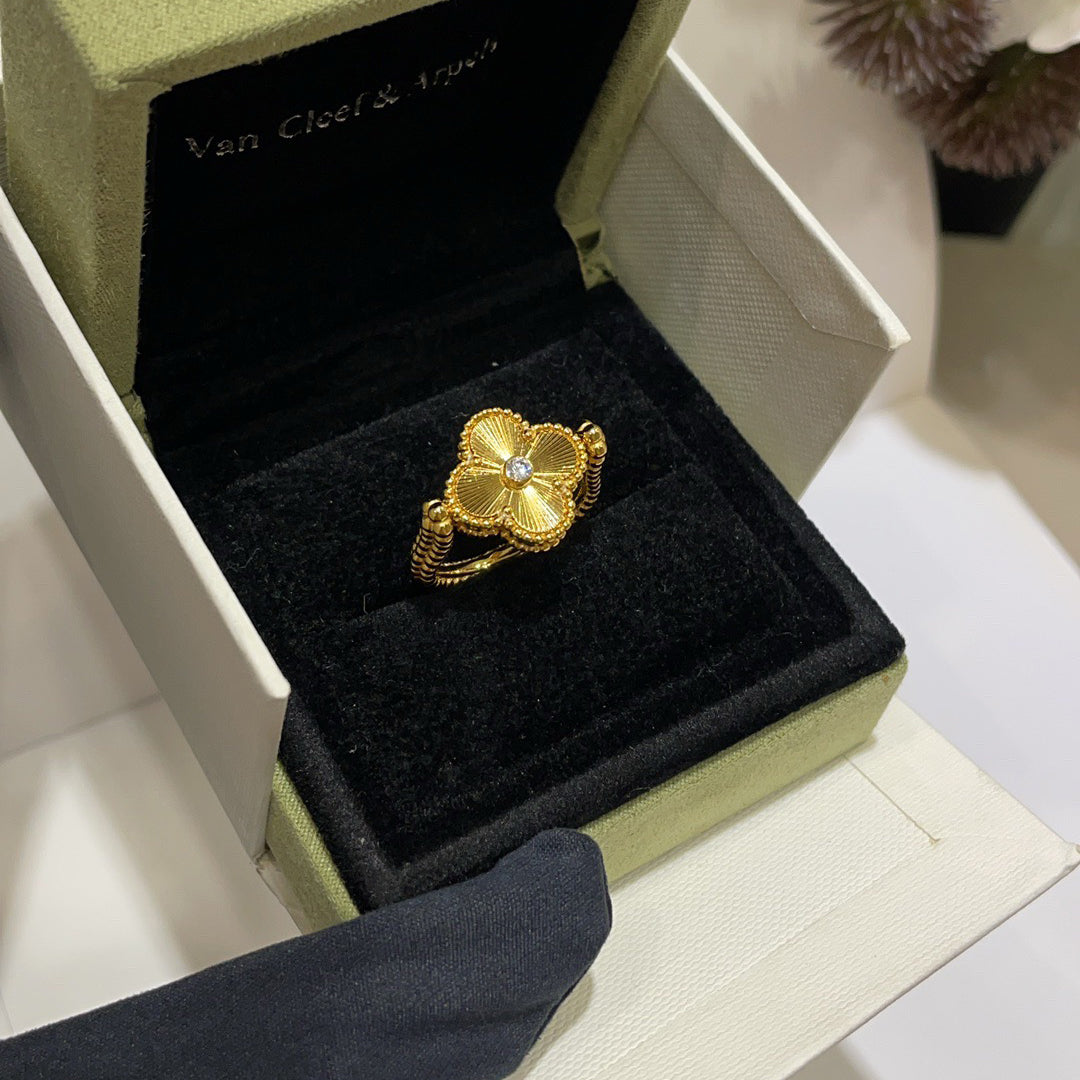 [Rosla]CLOVER RIVERSIBLE RING GOLD COLLECTION
