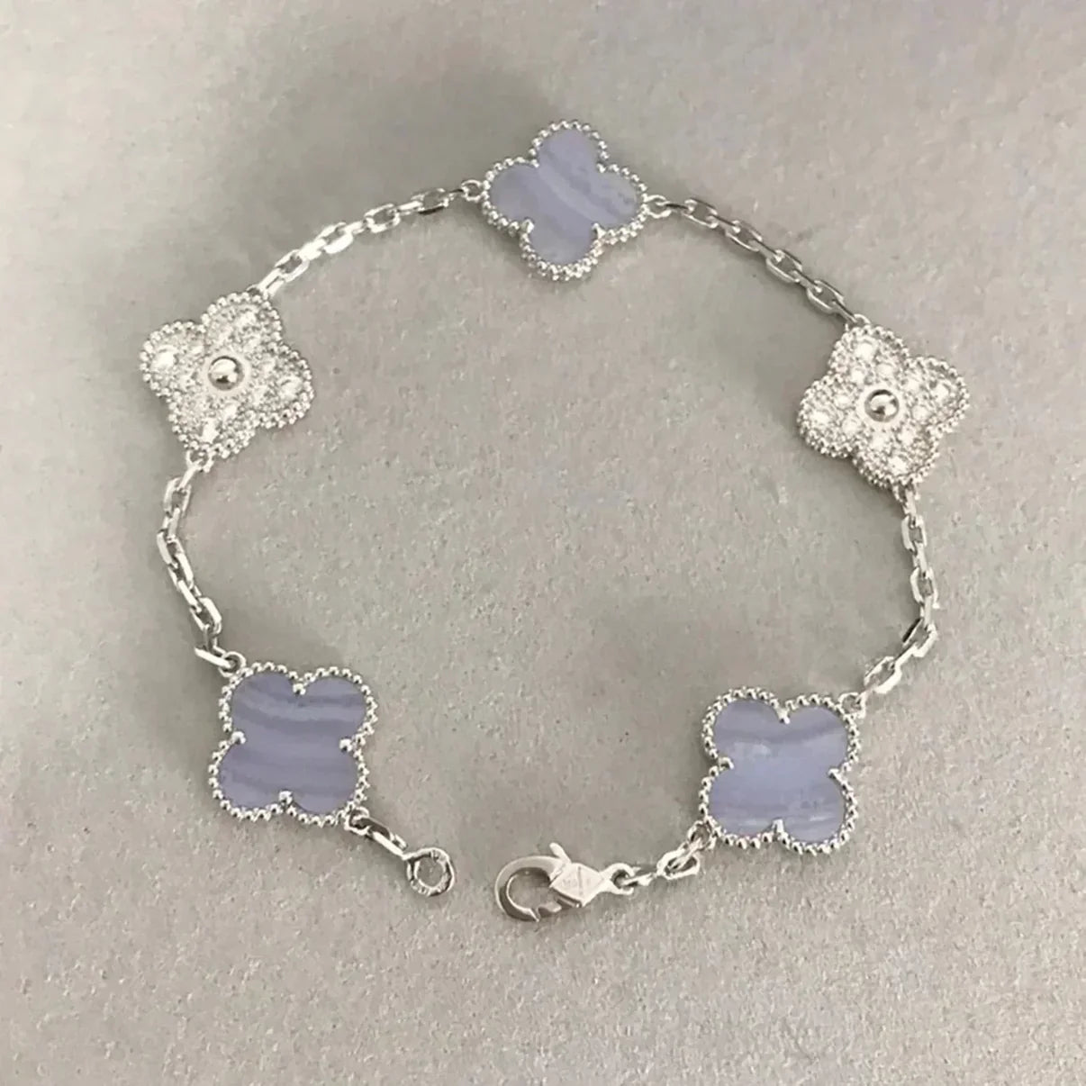 [Rosla] CLOVER 5 MOTIF PURPLE CHALCEDONY BRACELET COLLECTION
