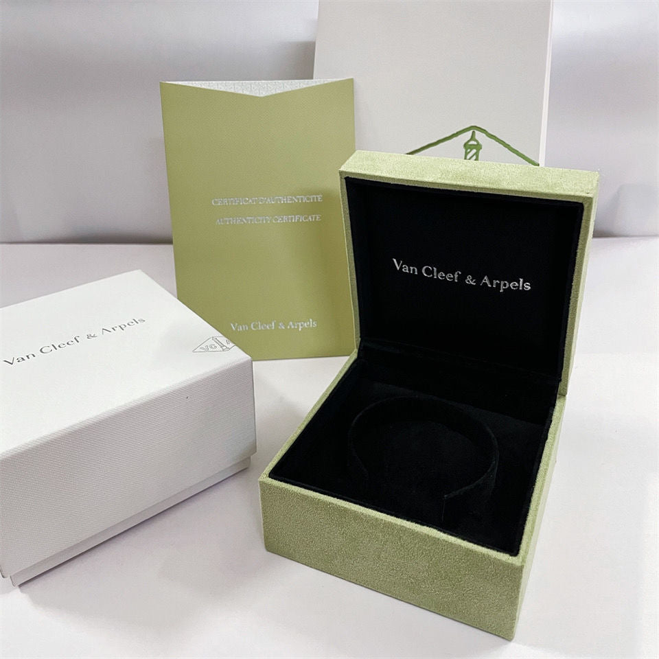 [Rosla] VA CLOVER BOX GIFT BAG