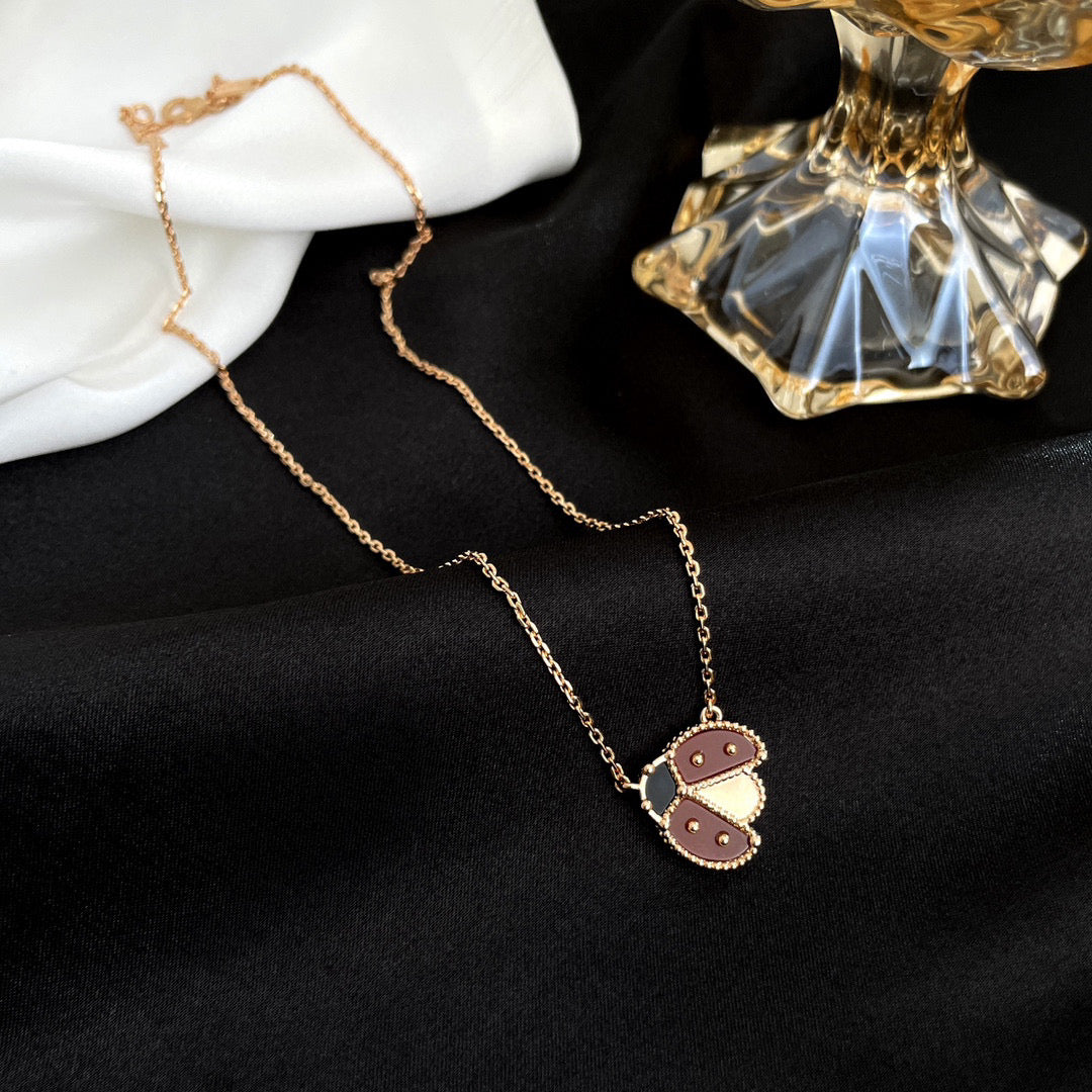 [Rosla]LUCKY  CARNELIANS LADYBUG NECKLACE