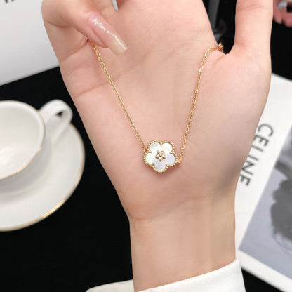 [Rosla]LUCKY  WHITE MOP  PLUM BLOSSOM NECKLACE