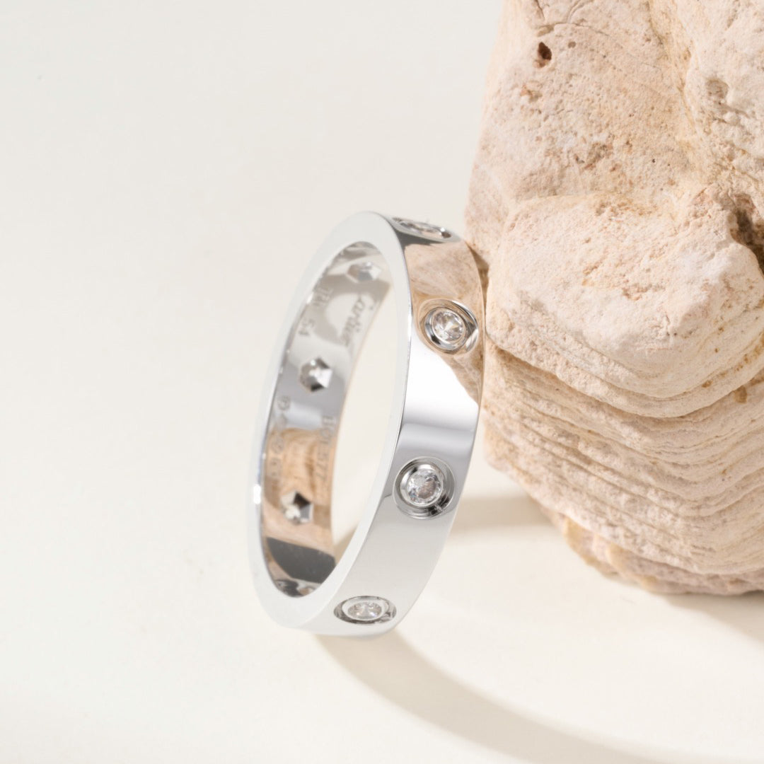 [Rosla]LOVE 4MM 8 DIAMOND RING