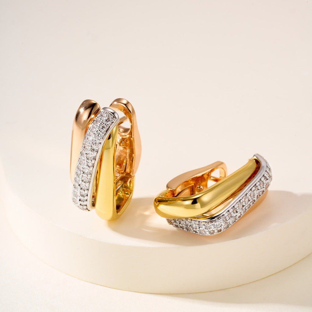 [Rosla]TRINITY HALF DIAMOND  CUSHION EARRINGS