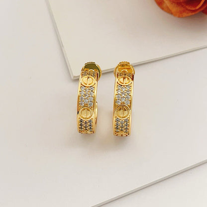 [Rosla]LOVE 5.5MM DIAMOND PAVED EARRINGS