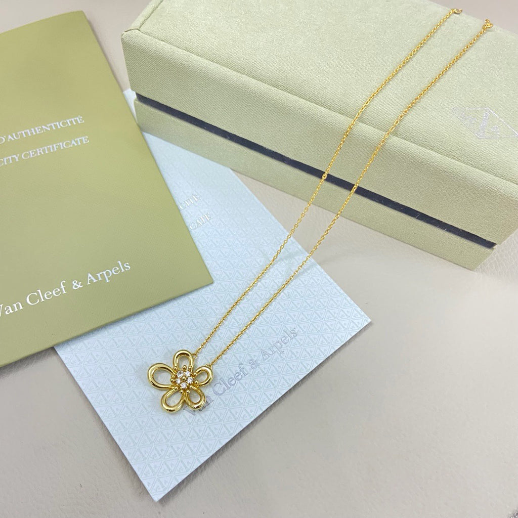 [Rosla]FLOWERLACE NECKLACE 5 DIAMONDS