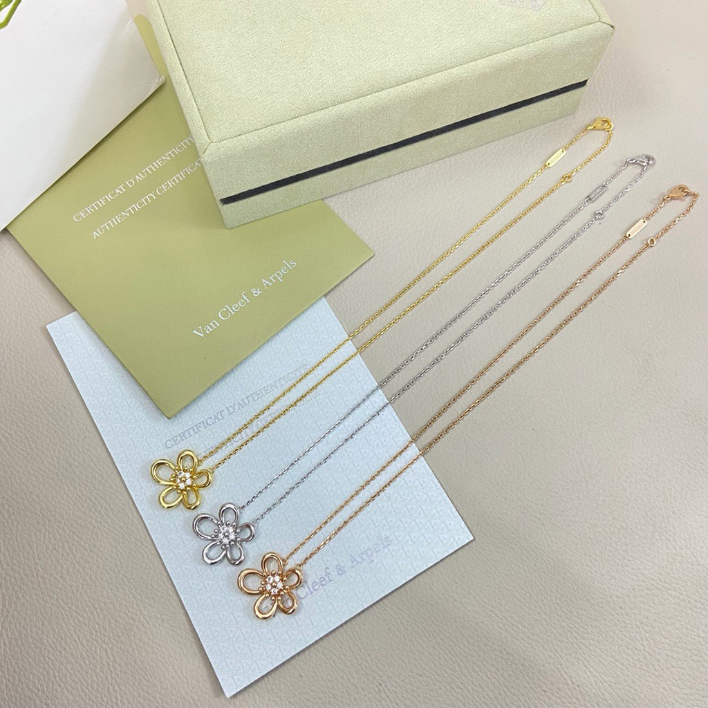 [Rosla]FLOWERLACE NECKLACE 5 DIAMONDS