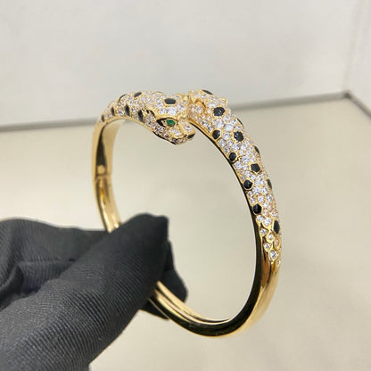 [Rosla]PANTHERE DOUBLE HEADED HALF DIAMOND OPEN BRACELET