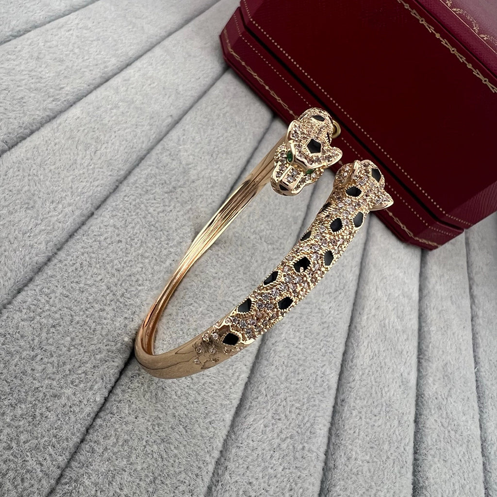 [Rosla]PANTHERE DOUBLE HEADED HALF DIAMOND OPEN BRACELET