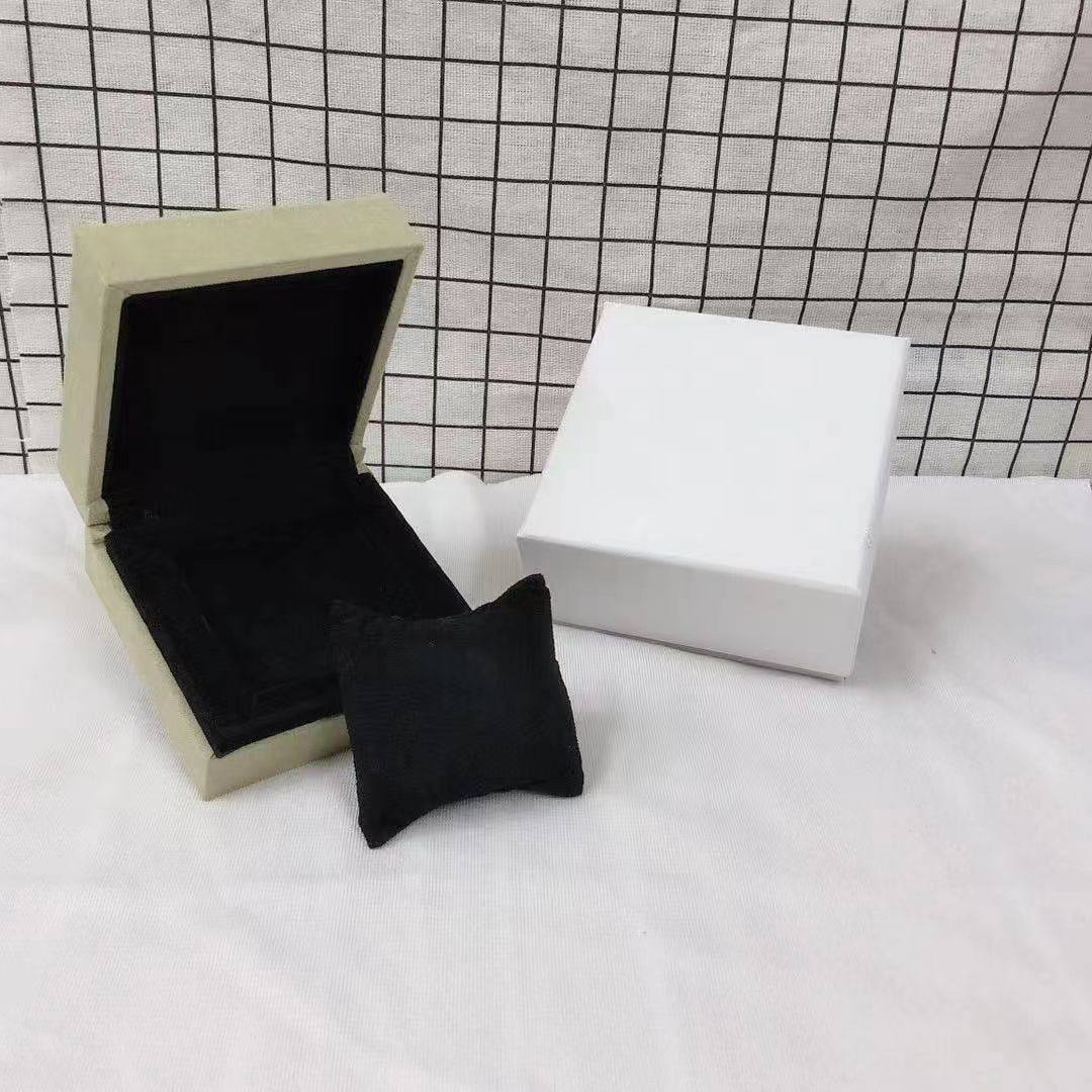 [Rosla] VA CLOVER BOX GIFT BAG