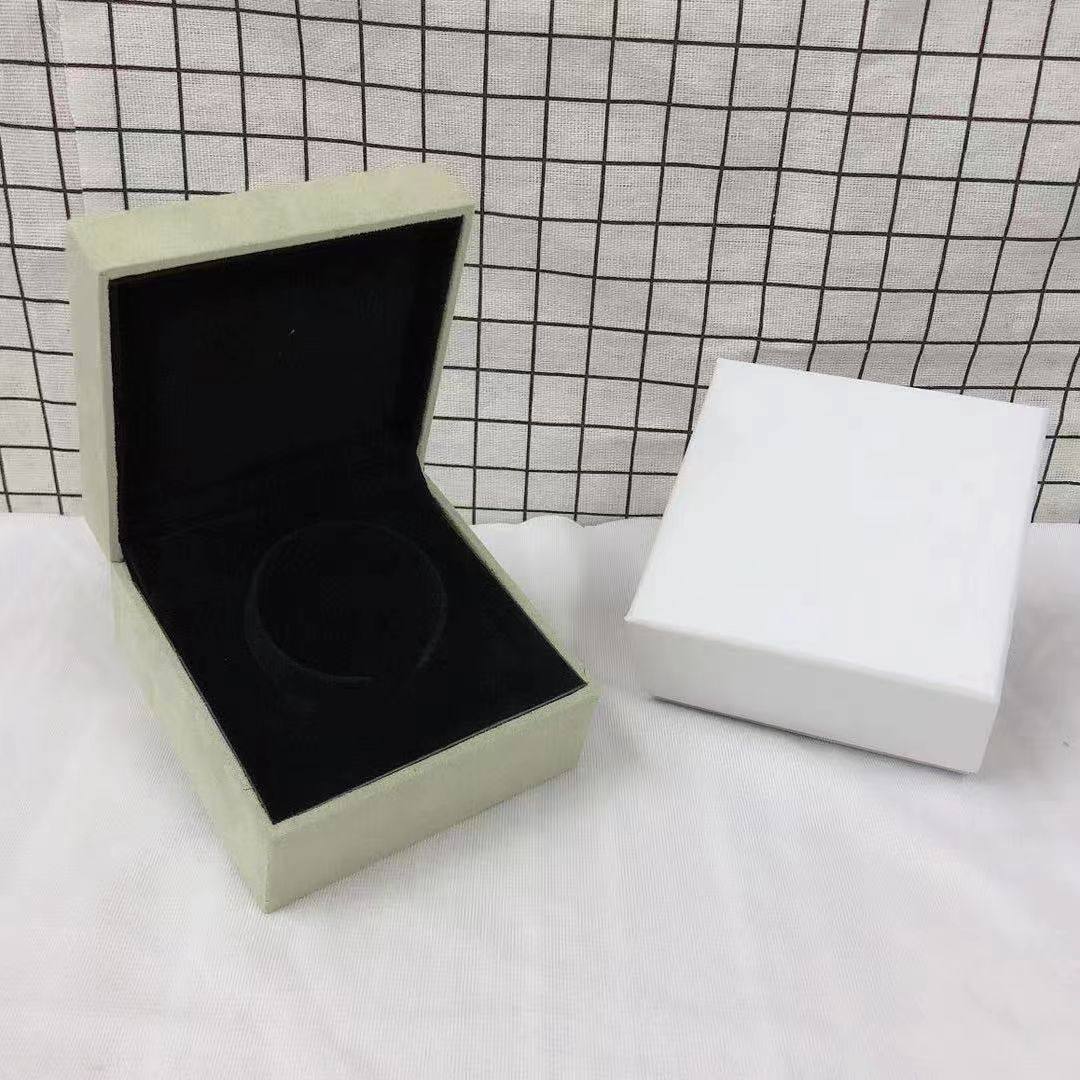 [Rosla] VA CLOVER BOX GIFT BAG