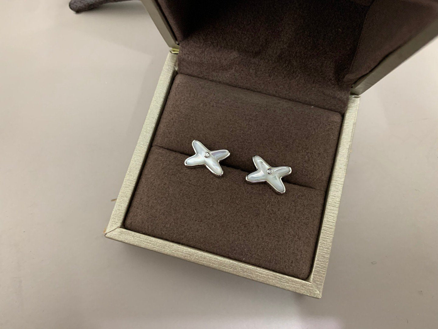 [Rosla]JEUX DE WHITE MOP SILVER DIAMOND EARRINGS